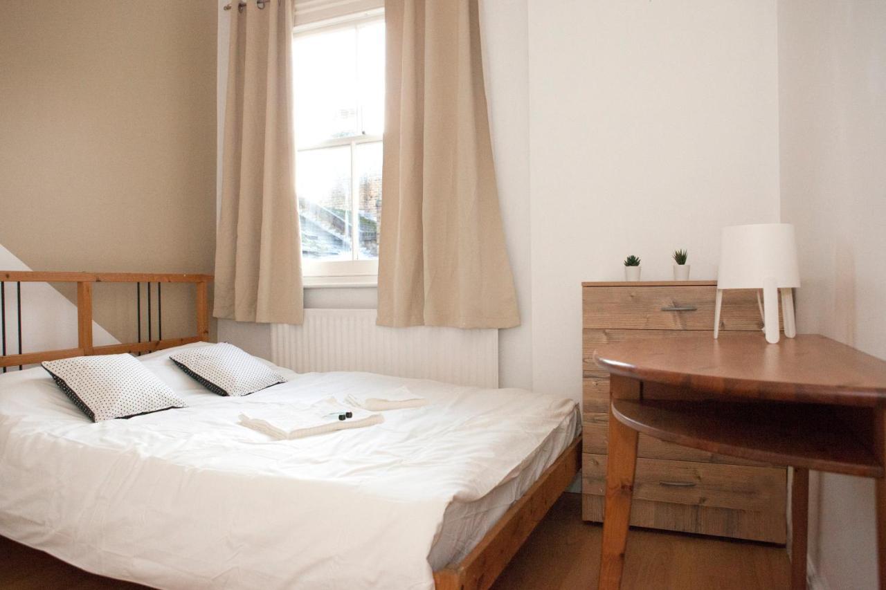 Fieldgate Spacious Rooms London Bagian luar foto